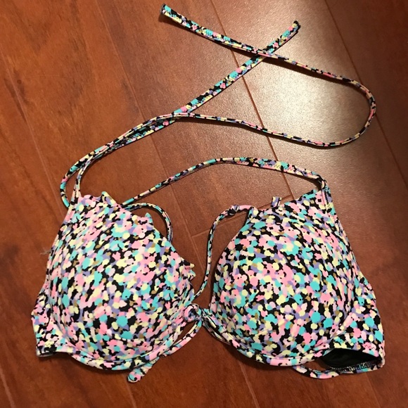 VICTORIA SECRET BIKINI TOP👙 - Picture 1 of 2
